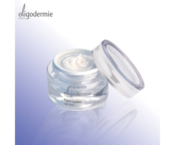 Kem dưỡng Actiwhite làm sáng da, mờ vết nám